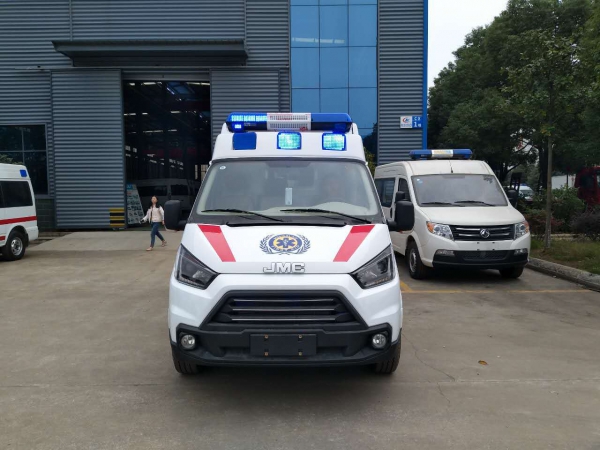 江鈴特順救護車(chē)