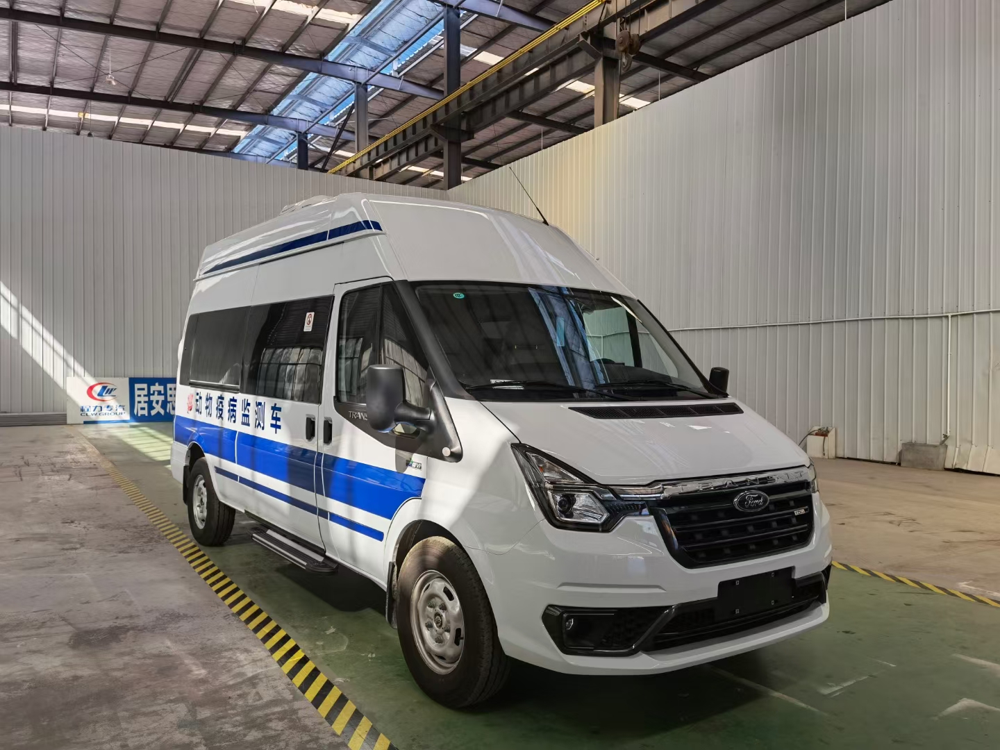 福特全順V348動(dòng)物疫病監測車(chē)
